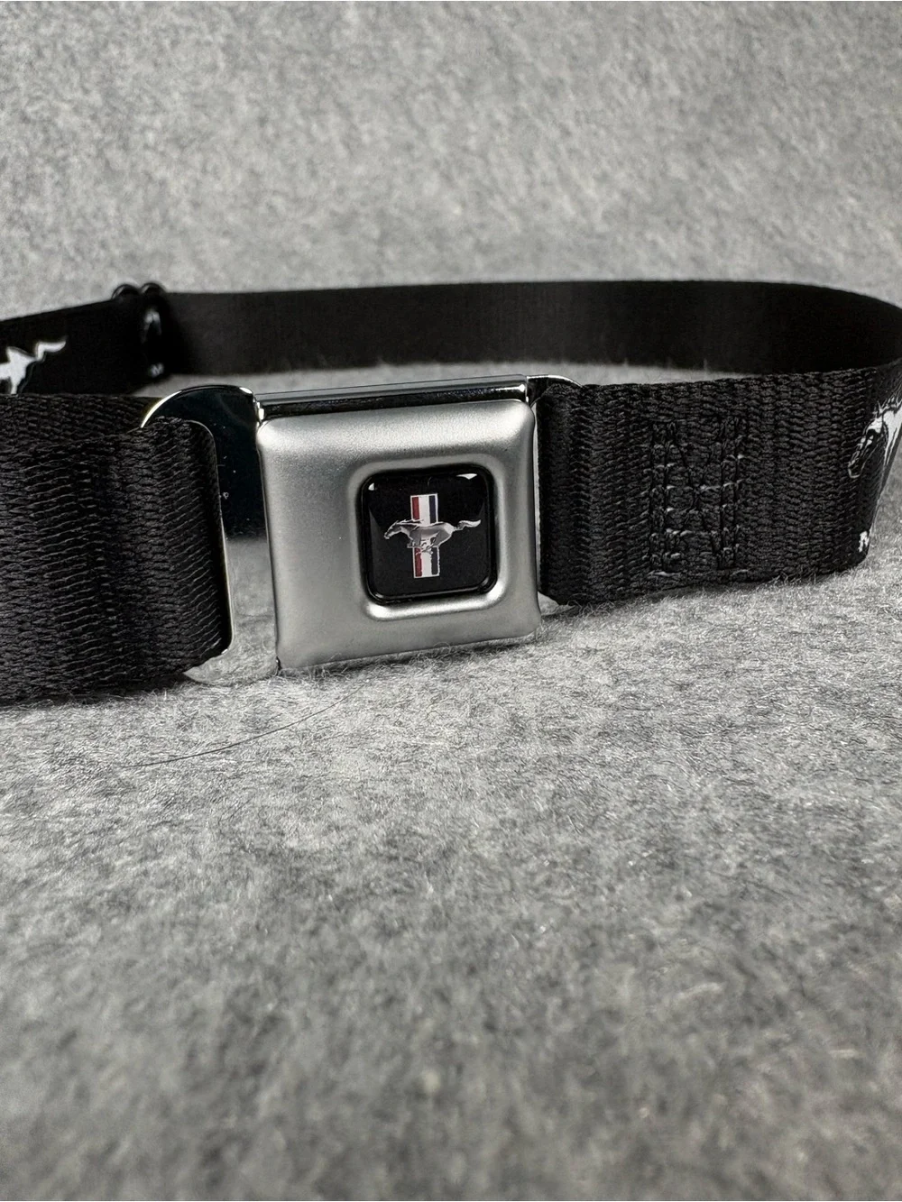 Mustang ford buckle